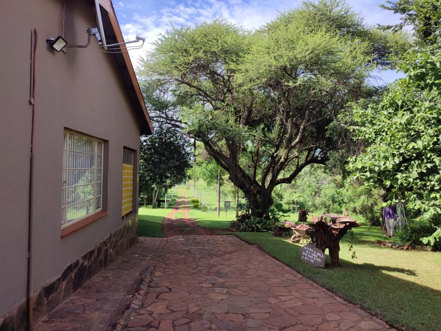 3 Bedroom Property for Sale in Groot Marico North West